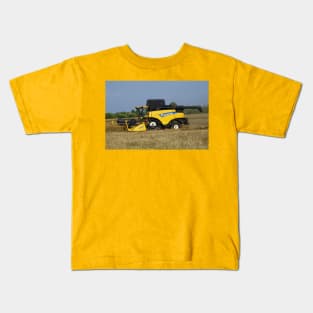 Combine out in the field Kids T-Shirt